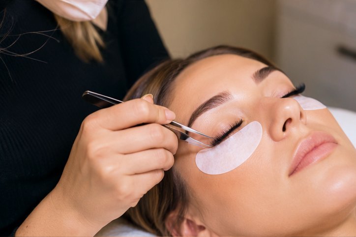 Volume 2 Week Lash Fill | Brow and Lash Treatment for Full, Fluffy Eyelash Extensions - Beauty & Spas by Pampered Peach Wax Bar Naples